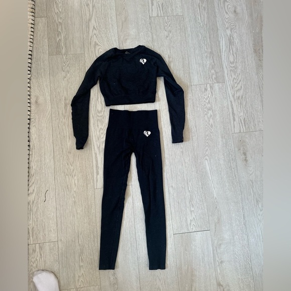 WOMENS BEST workout set - Picture 5 of 15